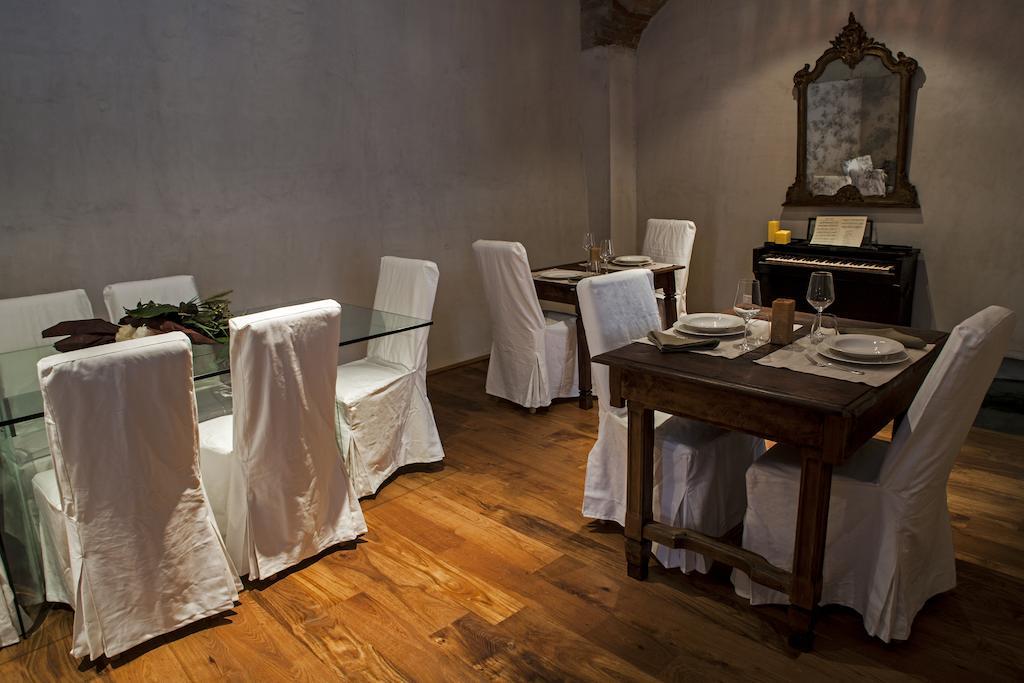 A Mira 'D Novel Guest House โนเวลโล ภายนอก รูปภาพ